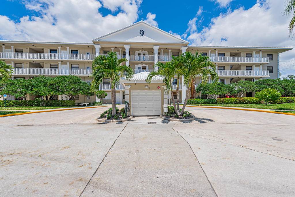 3525 Village Boulevard - Photo 1 3525 Village Boulevard - Photo 1