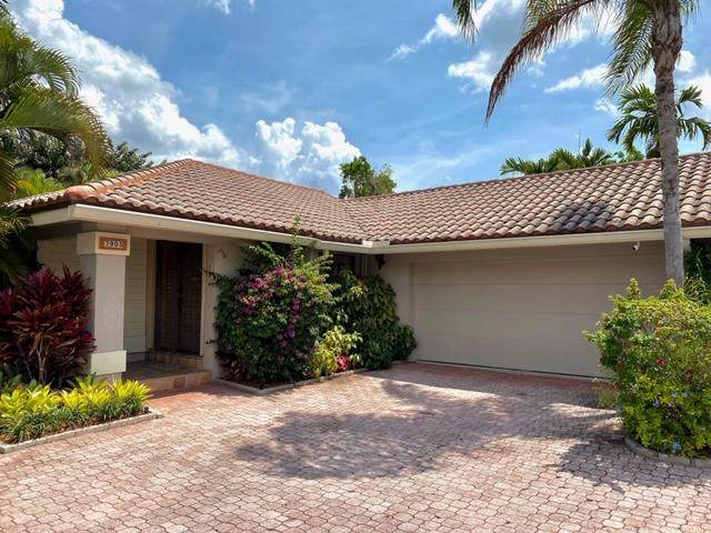 7905 Palacio Del Mar Drive - Photo 1