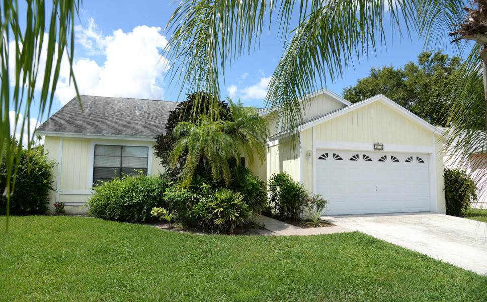 155 Rosewood Circle - Photo 1 155 Rosewood Circle - Photo 1