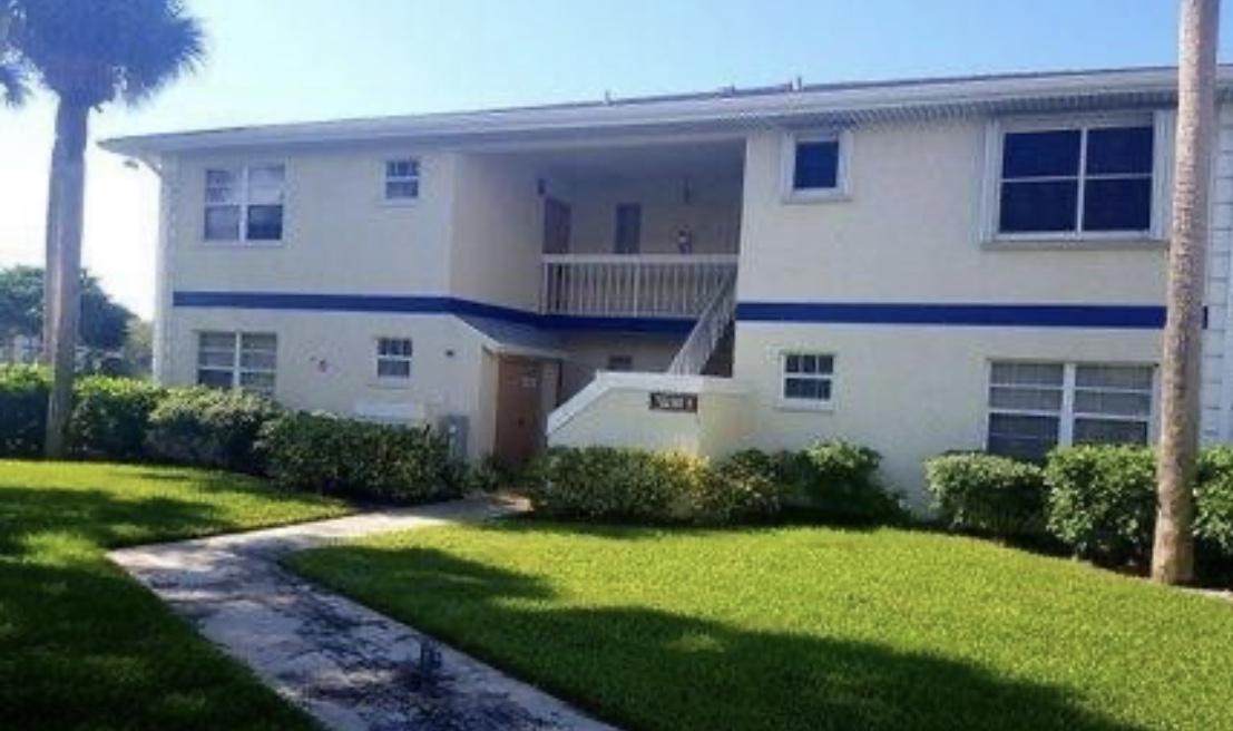 1530 Royal Green Circle - Photo 1