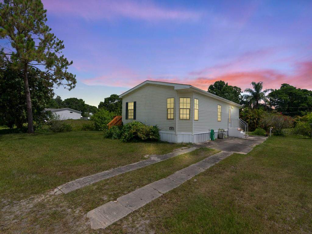 7820 128th Street - Photo 1