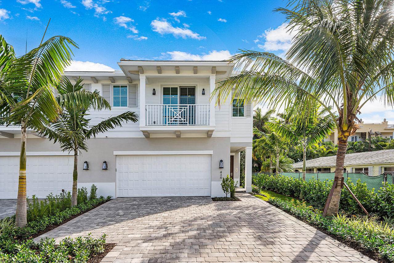424 Wavecrest Way - Photo 1