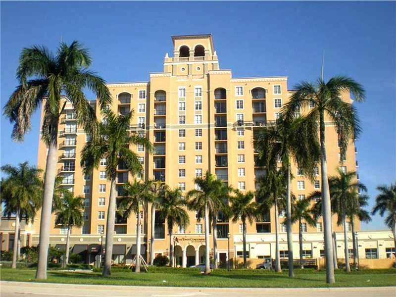 651 Okeechobee Boulevard - Photo 1
