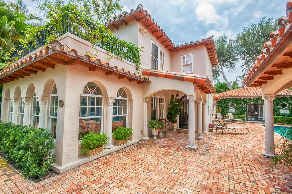 282 Barcelona Road - Photo 1