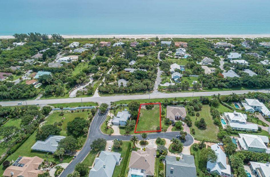 1630 Shuckers Point - Photo 1