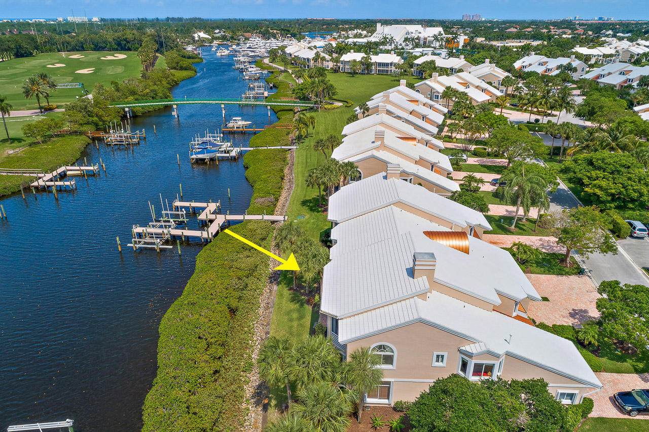 2402 Captains Way - Photo 1