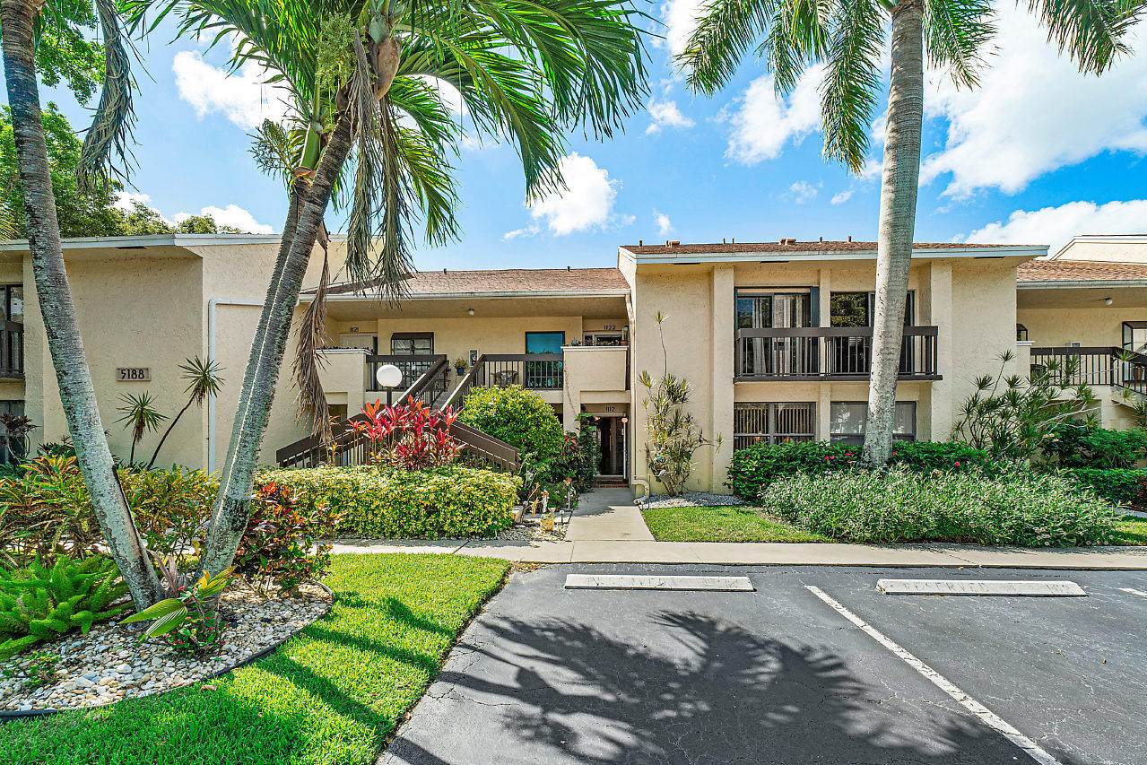 5188 Oak Hill Lane - Photo 1