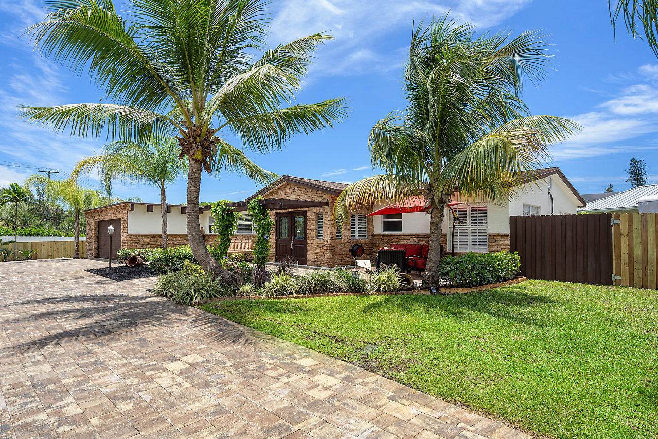 500 7th Street - Photo 1