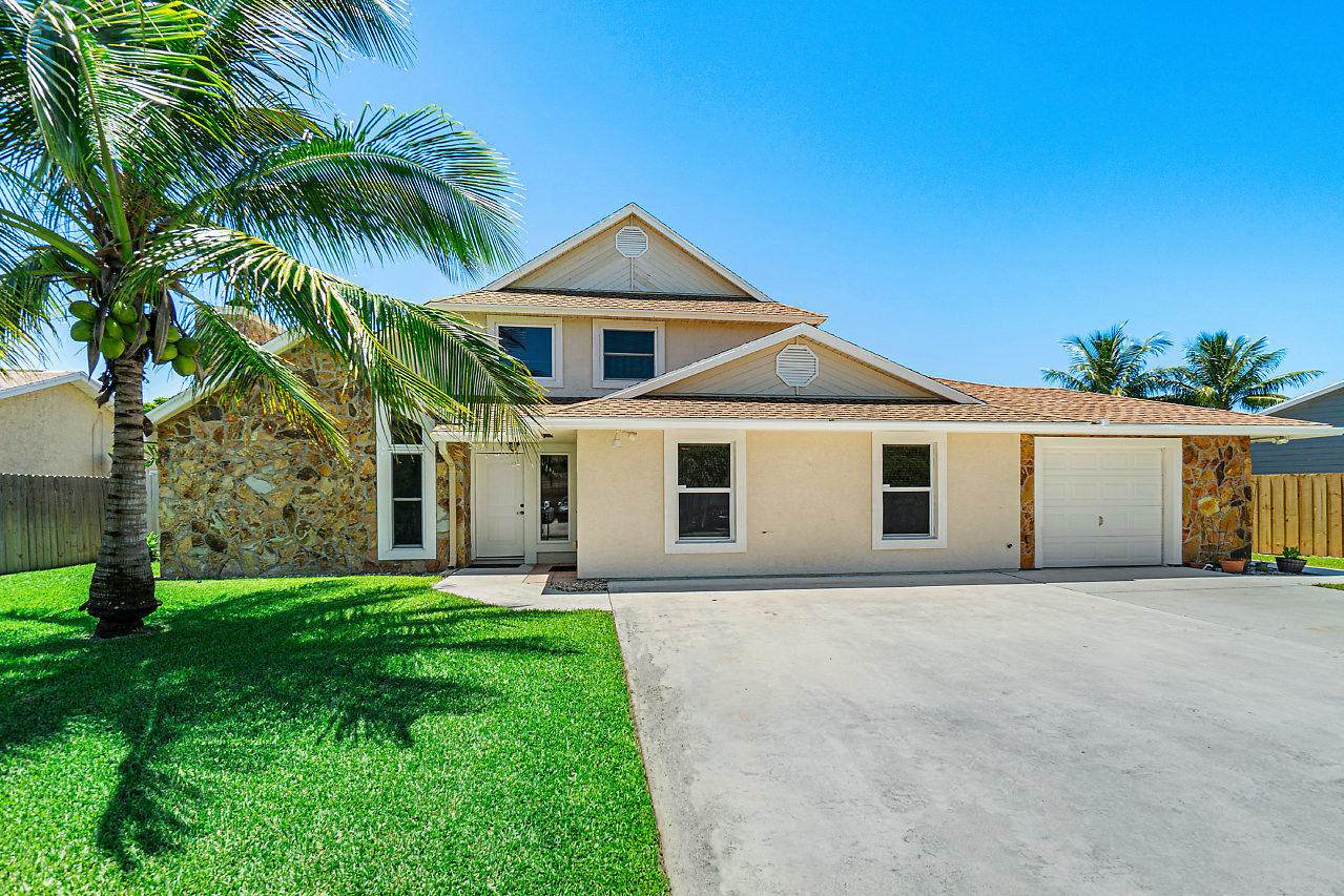 1102 Rainwood Circle - Photo 1