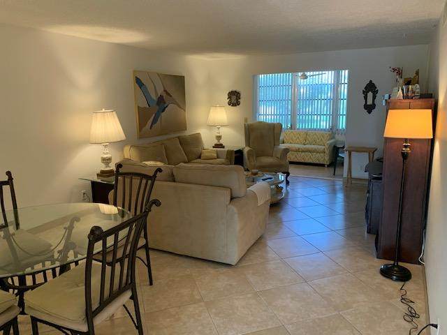 2615 3rd Court - Photo 1