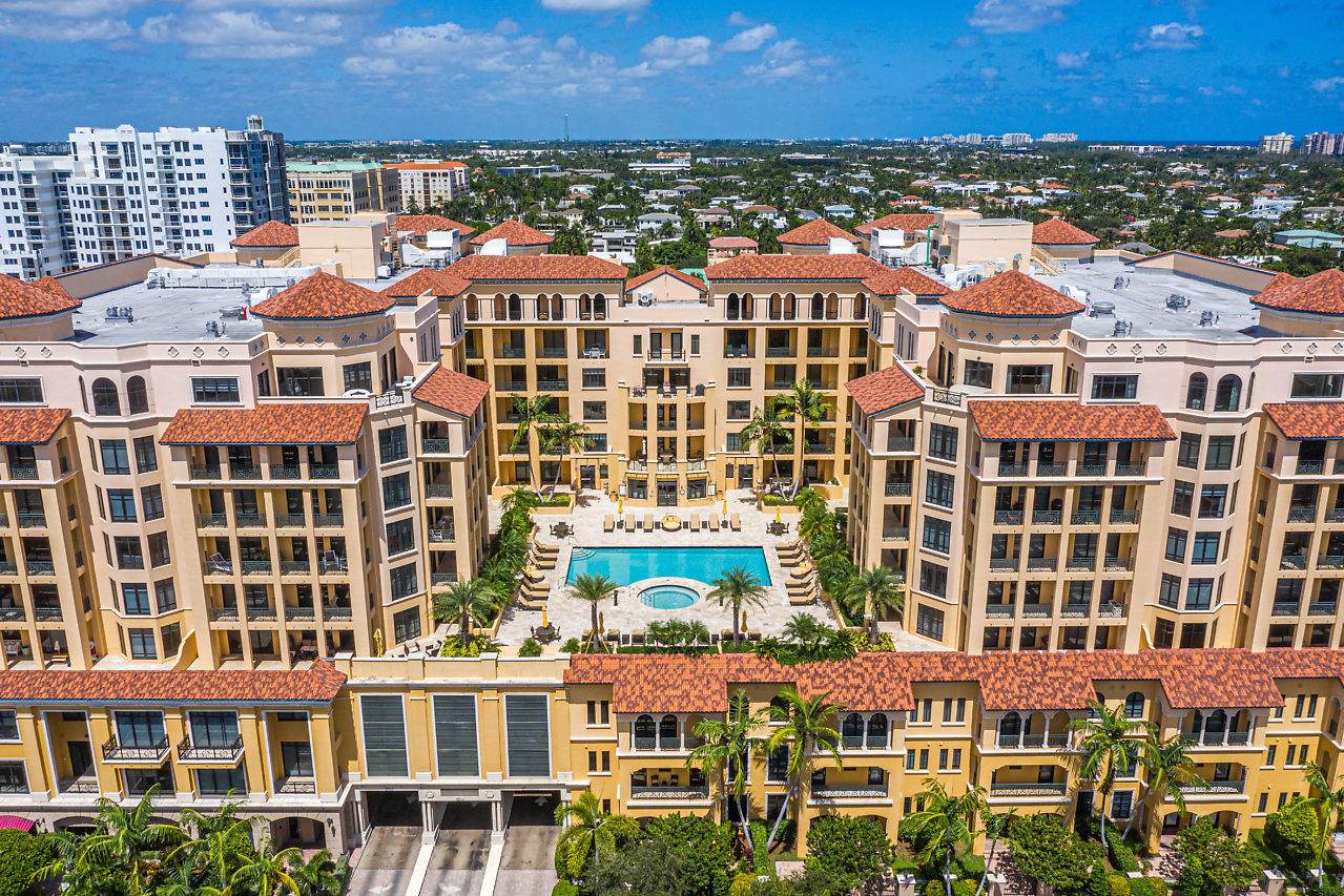 200 Palmetto Park Road - Photo 1