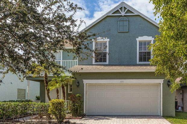 121 Country Club Drive - Photo 1