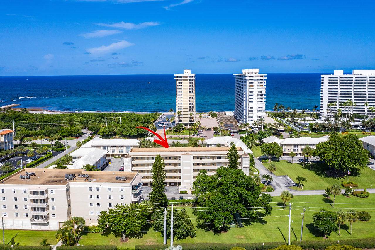 1299 Ocean Boulevard - Photo 1