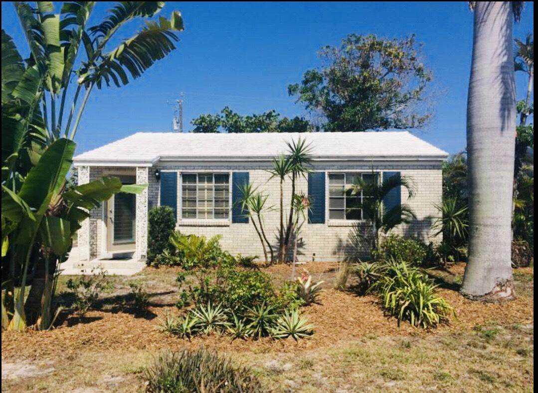1620 Ocean Breeze Street - Photo 1