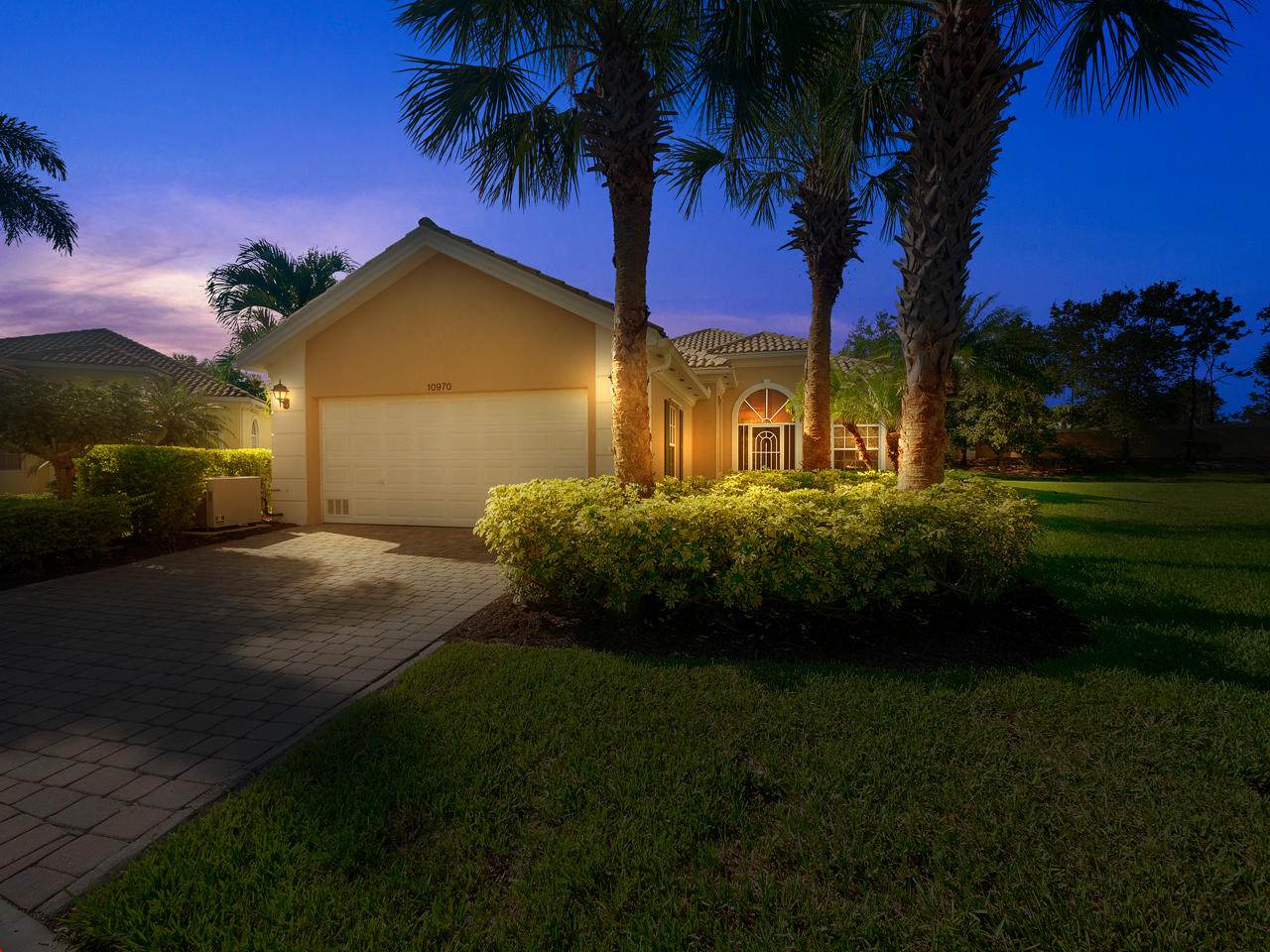 10970 Fall Creek Drive - Photo 1