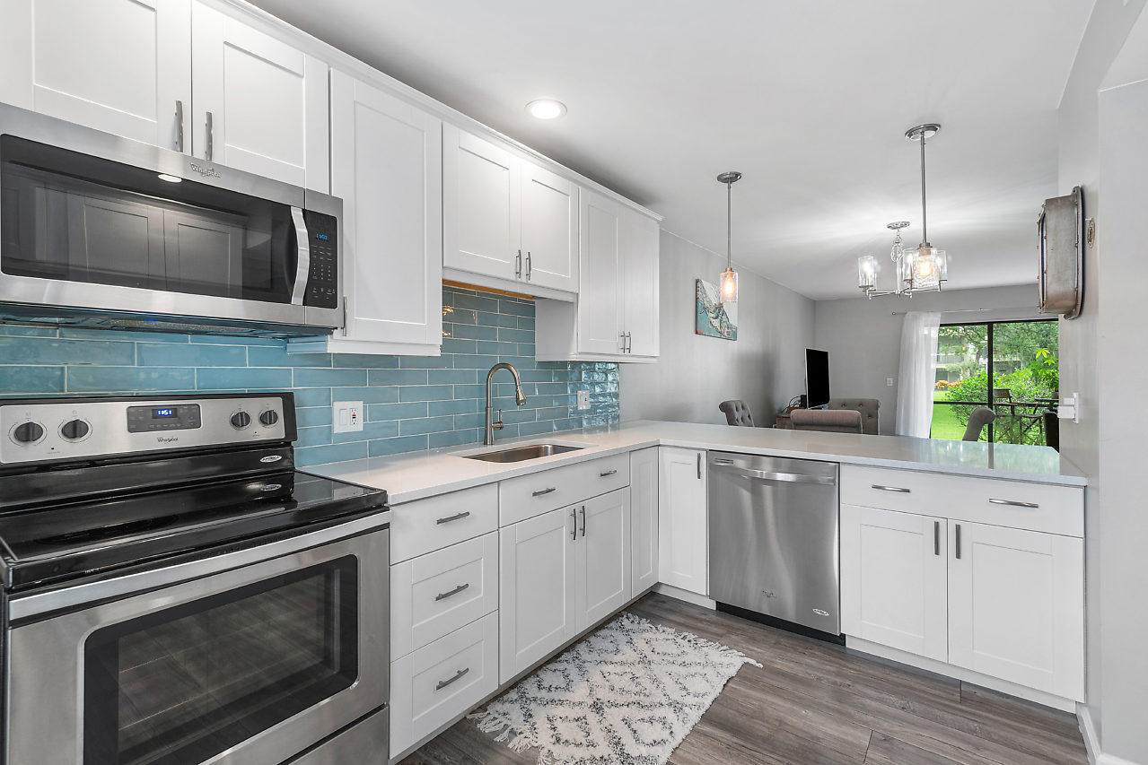 18400 Wood Haven Lane - Photo 1