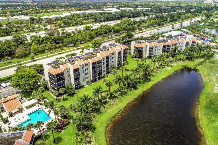2550 Presidential Way - Photo 1