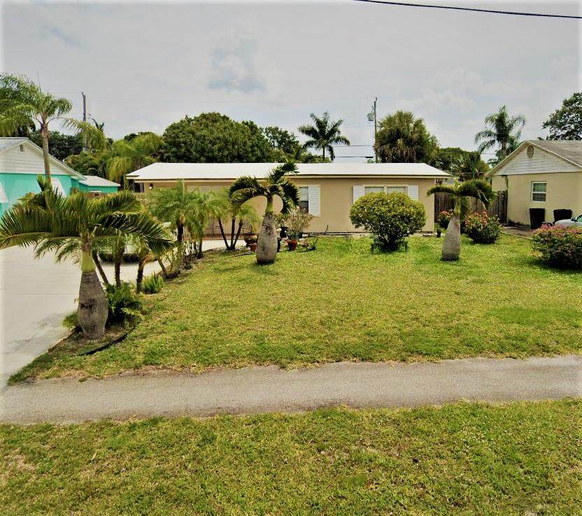 503 Pennock Lane - Photo 1