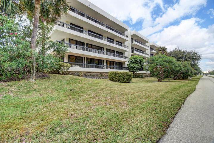 277 Ocean Boulevard - Photo 1