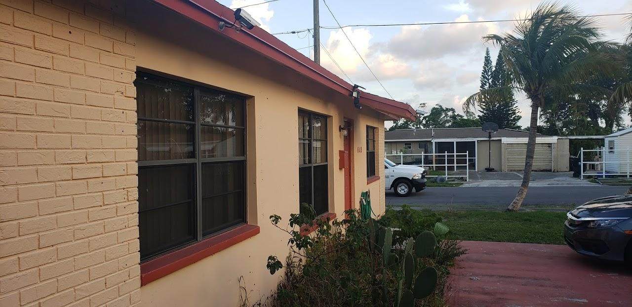 648 Barber Avenue - Photo 1