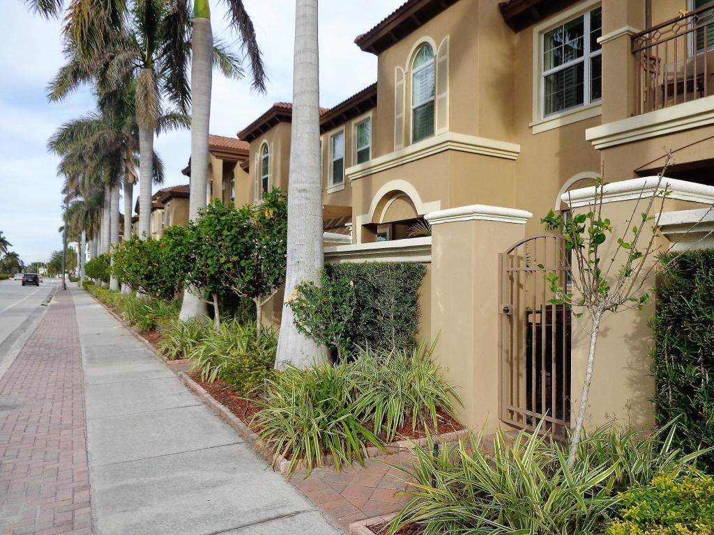 3120 Waterside Circle - Photo 1