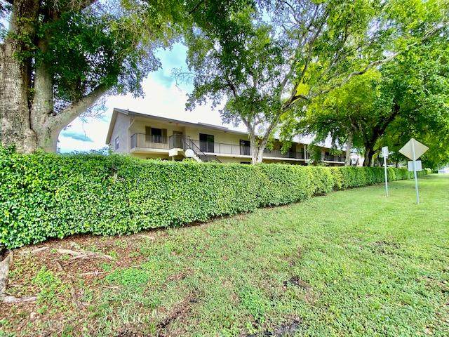 1531 45th Street - Photo 1