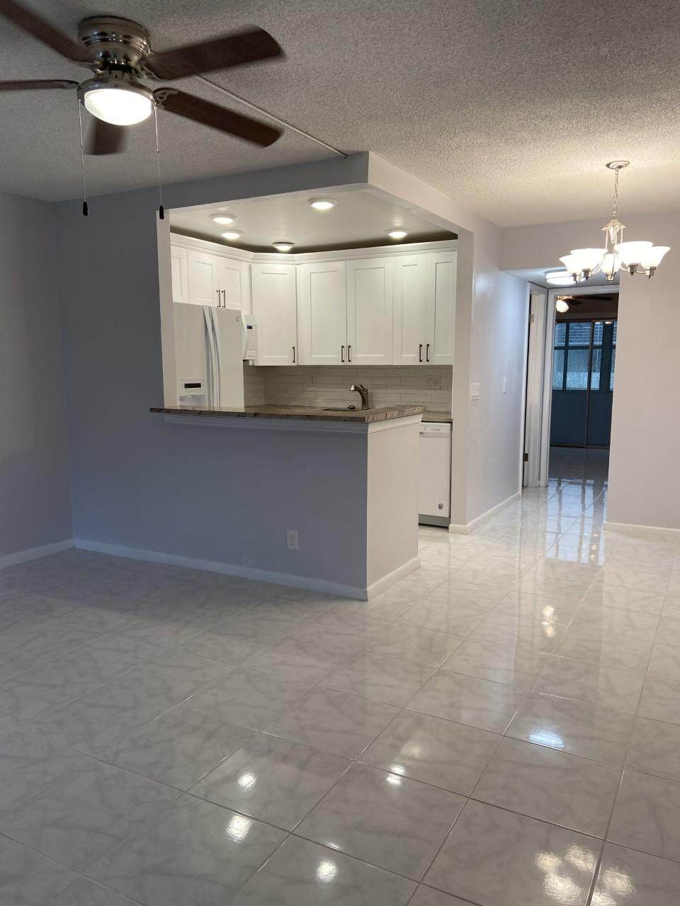 399 Sheffield Q - Photo 1