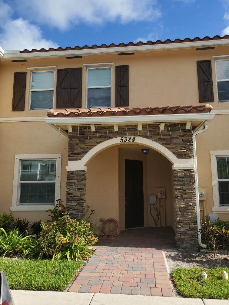 5324 Ashley River Road - Photo 1