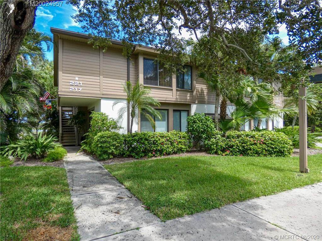 221 Edgewater Drive - Photo 1