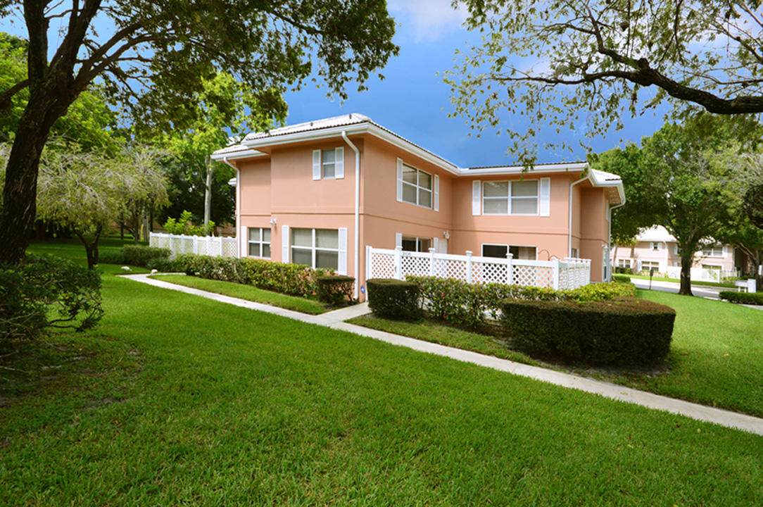 3106 Kingston Court - Photo 1