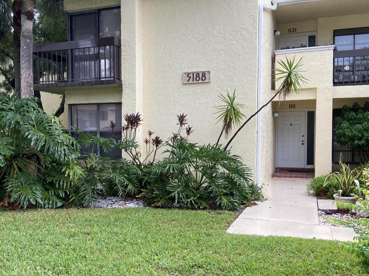 5188 Oak Hill Lane - Photo 1
