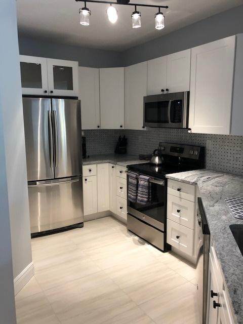 800 Uno Lago Drive - Photo 1