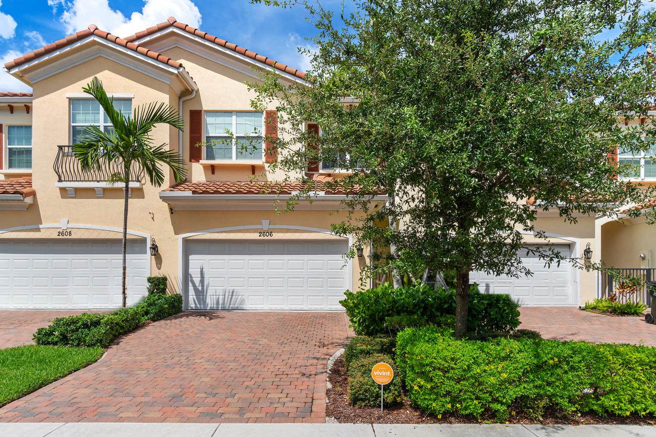 2606 Florida Boulevard - Photo 1