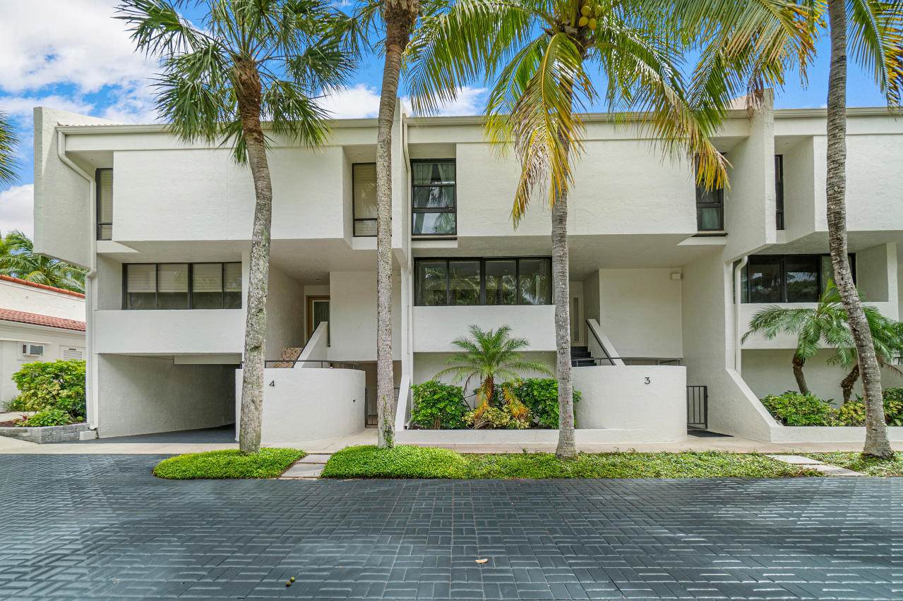 2335 Ocean Boulevard - Photo 1
