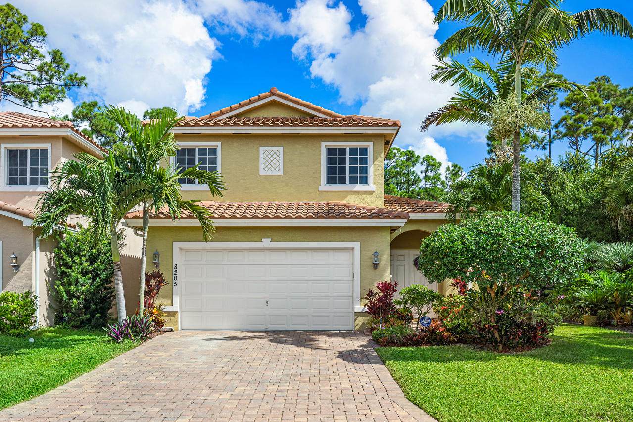 8205 Mariposa Grove Circle - Photo 1