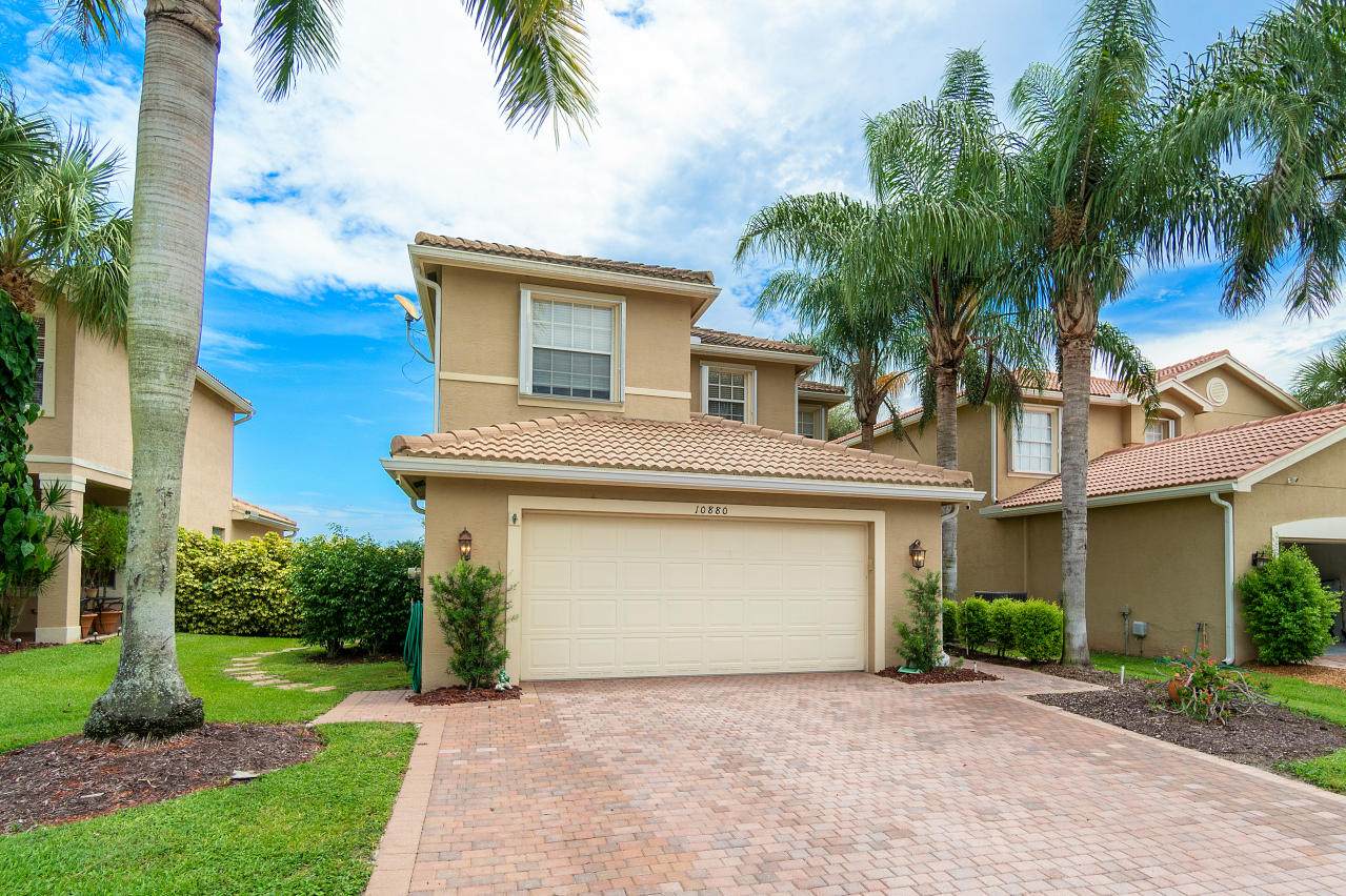 10880 Paperbark Place - Photo 1