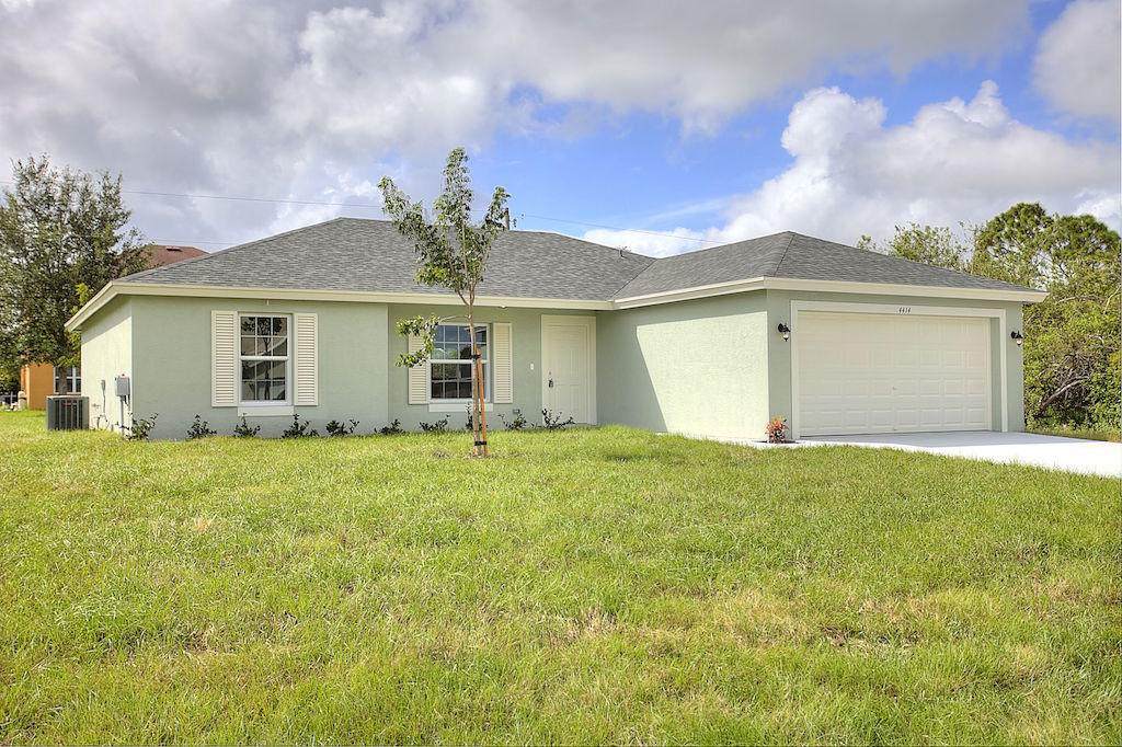 3957 Savona Boulevard - Photo 1