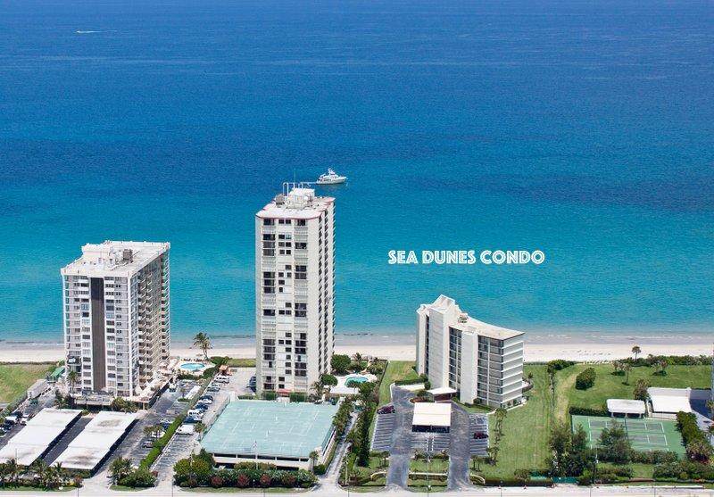 5400 Ocean Drive - Photo 1