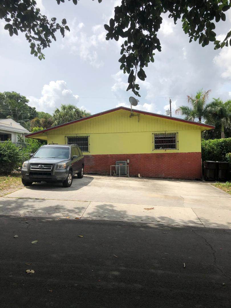 916 Mcintosh Street - Photo 1