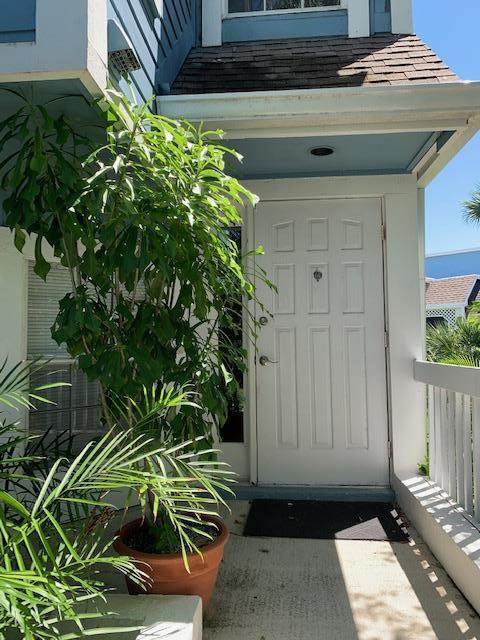 1521 Ocean Dunes Circle - Photo 1