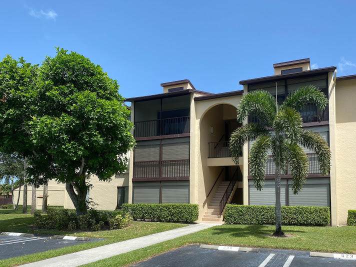 627 Sea Pine Way - Photo 1