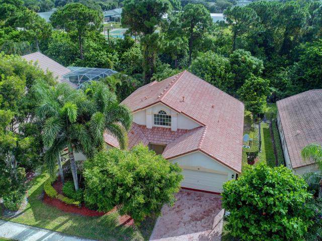 190 Bent Tree Drive - Photo 1