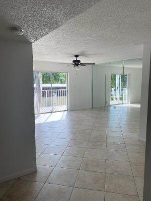 704 2 Avenue - Photo 1
