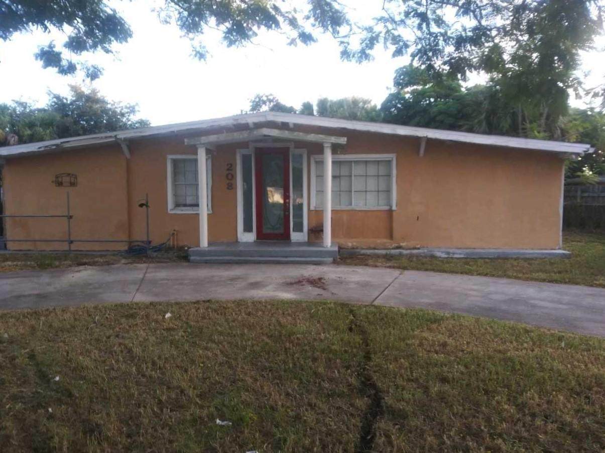 208 Southern Avenue - Photo 1
