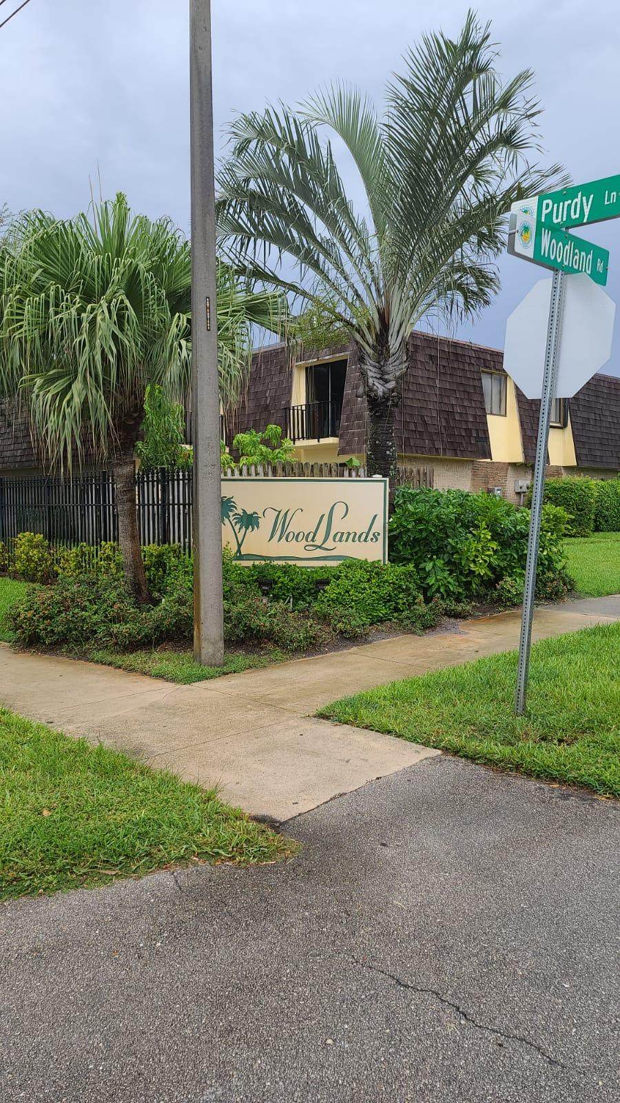318 Woodland Road - Photo 1