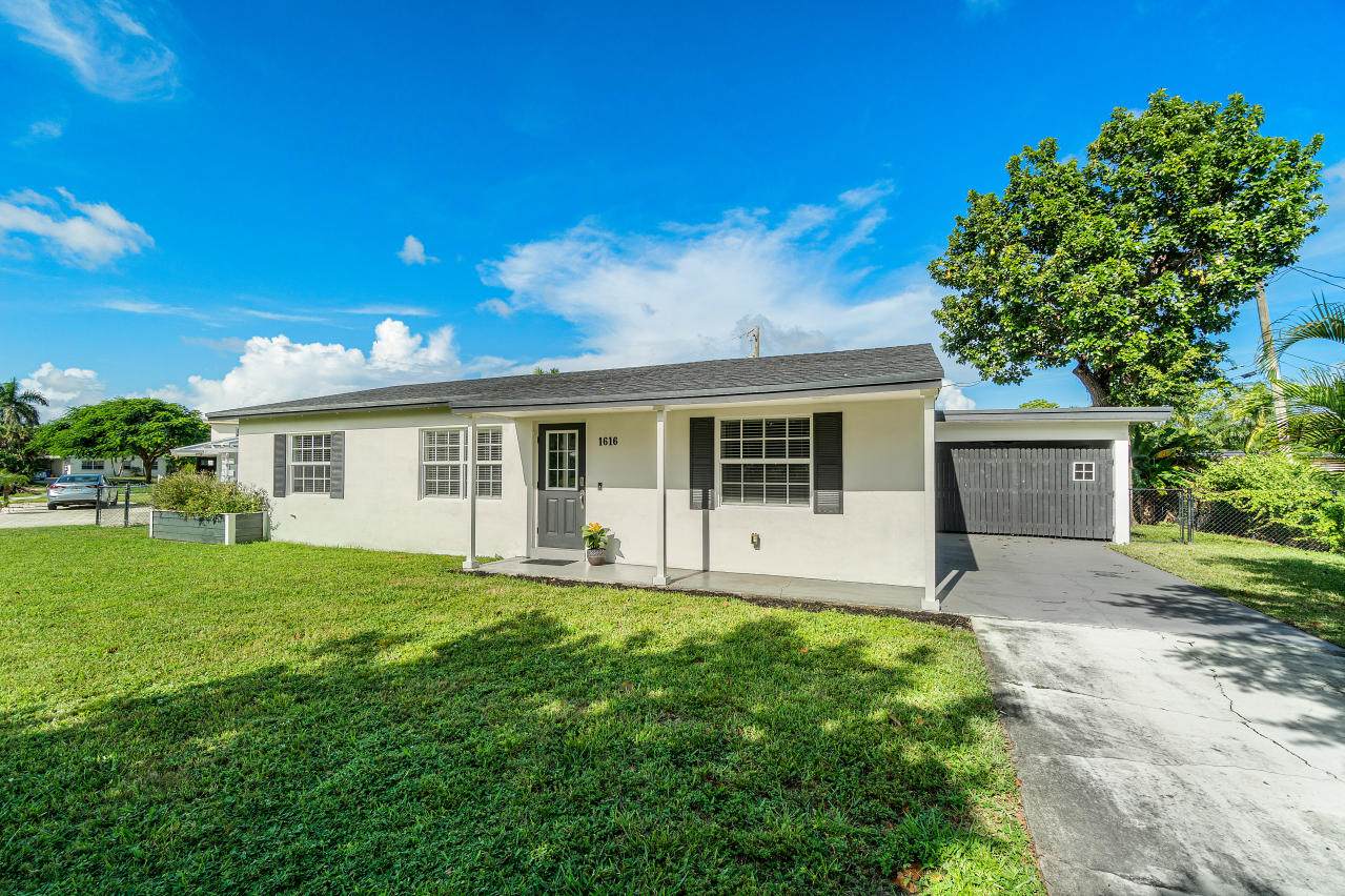 1616 Osborne Circle - Photo 1