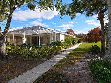 1825 Waterfall Boulevard - Photo 1