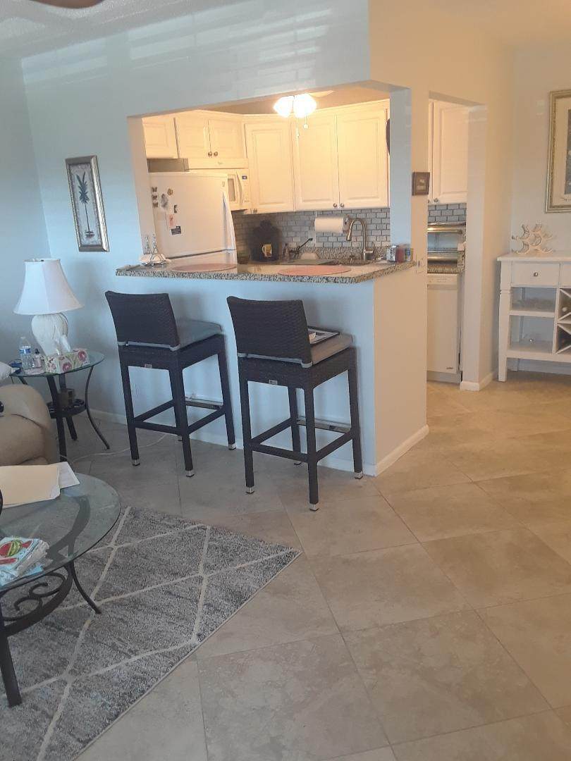 226 Southampton B - Photo 1