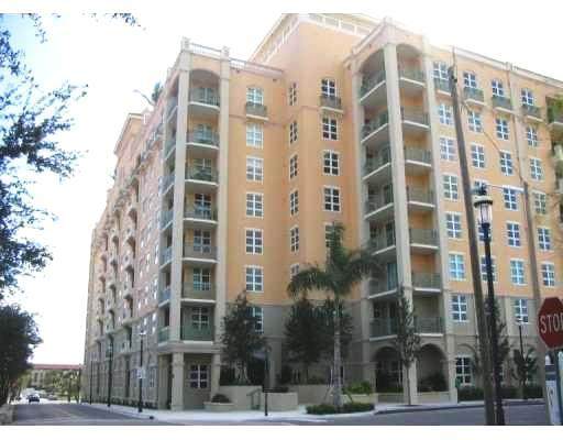 403 Sapodilla Avenue - Photo 1