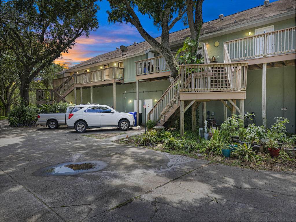 9400 Us Highway 1 - Photo 1